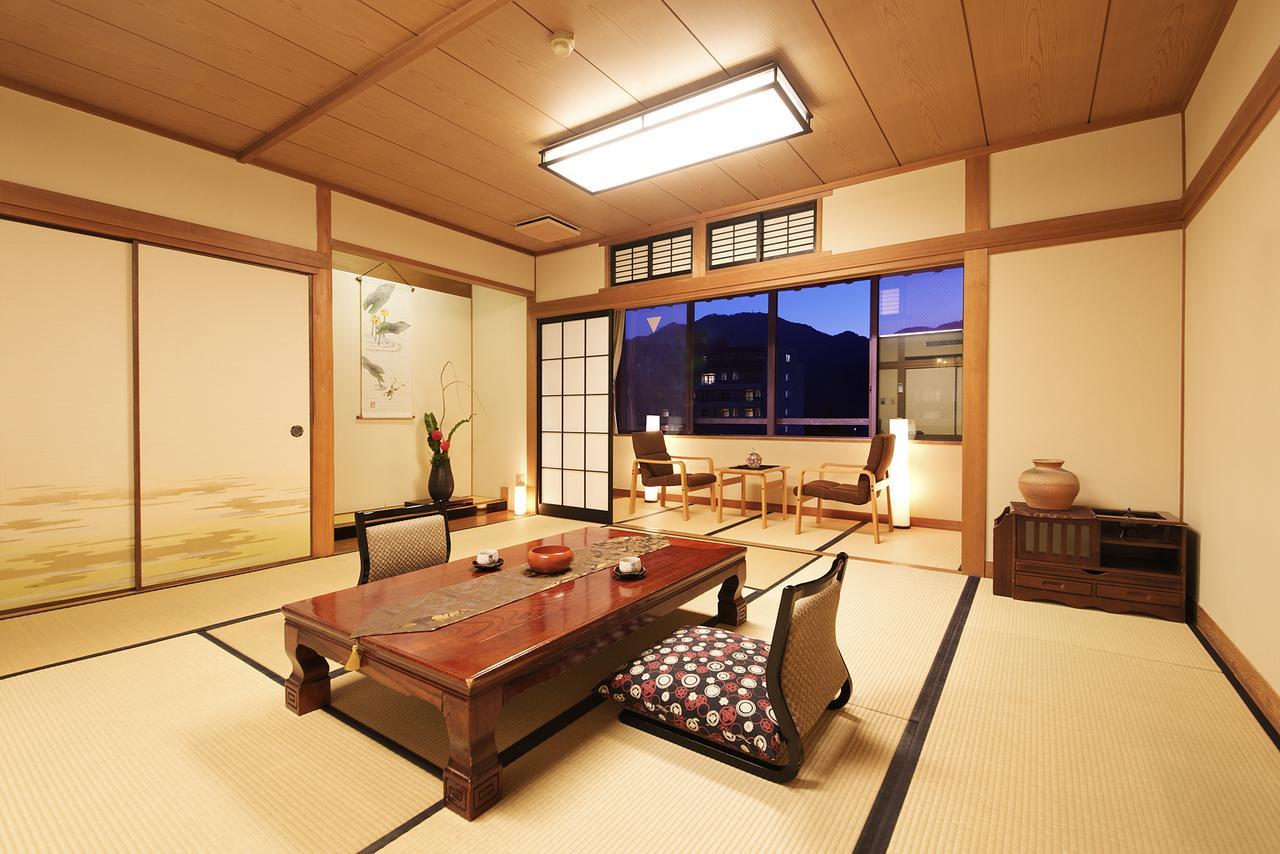 Kotobukiso Hotel Shin'onsen Eksteriør billede